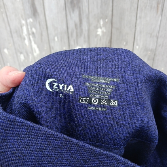 Zyia Active Hustle Seamless‎ Women’s Shorts Blue Yoga Gym Run Size Small - Picture 5 of 5